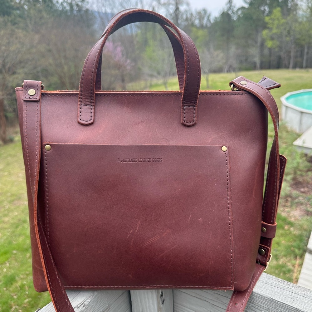 Portland Leather Medium Crossbody Tote Cognac